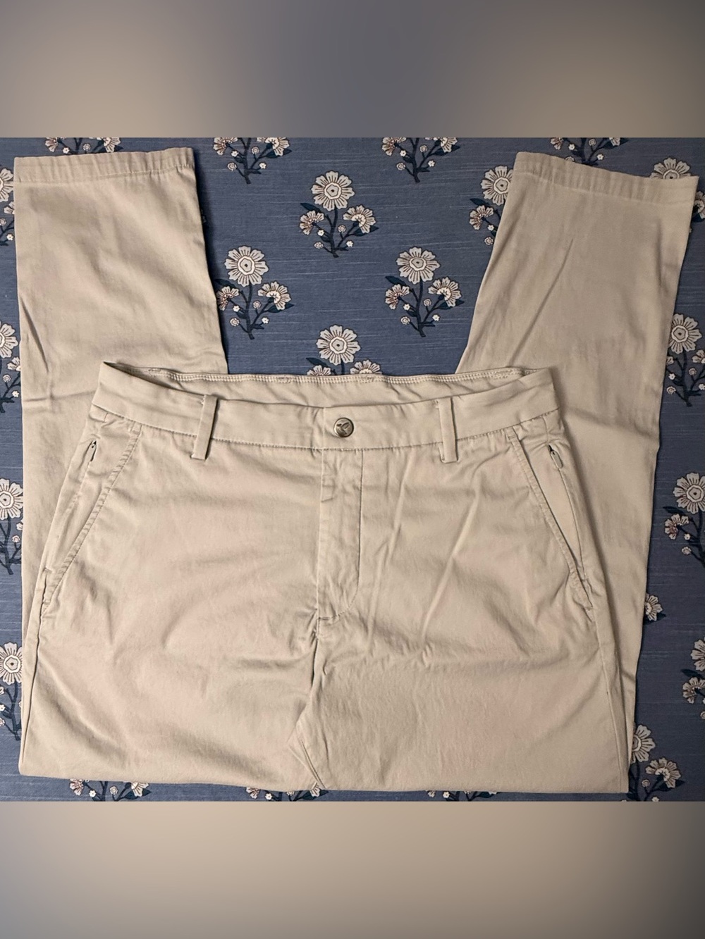 Birddogs The Carry Captains Stretch Pants – Men’s 32x28 – Silent Dunes – EUC